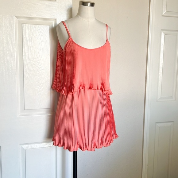 NWT Superdown Tawnie Cami Dress - Picture 3 of 8